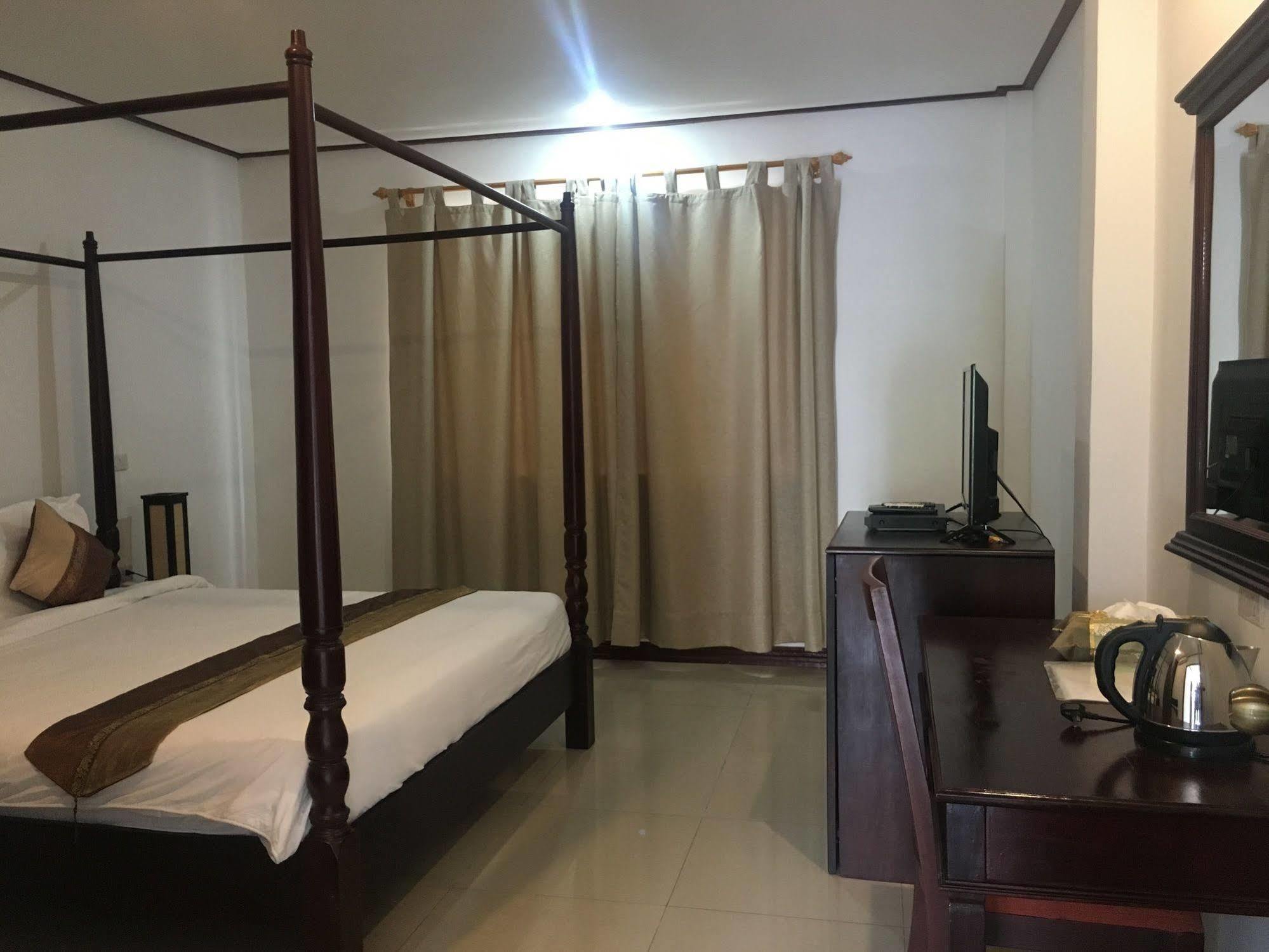 Av Hotel Vientiane Eksteriør billede